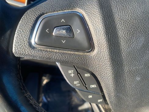 Used 2019 Lincoln MKC Select w/ Select Plus Package image 12