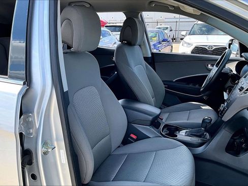 Used 2016 Hyundai Santa Fe Sport image 10