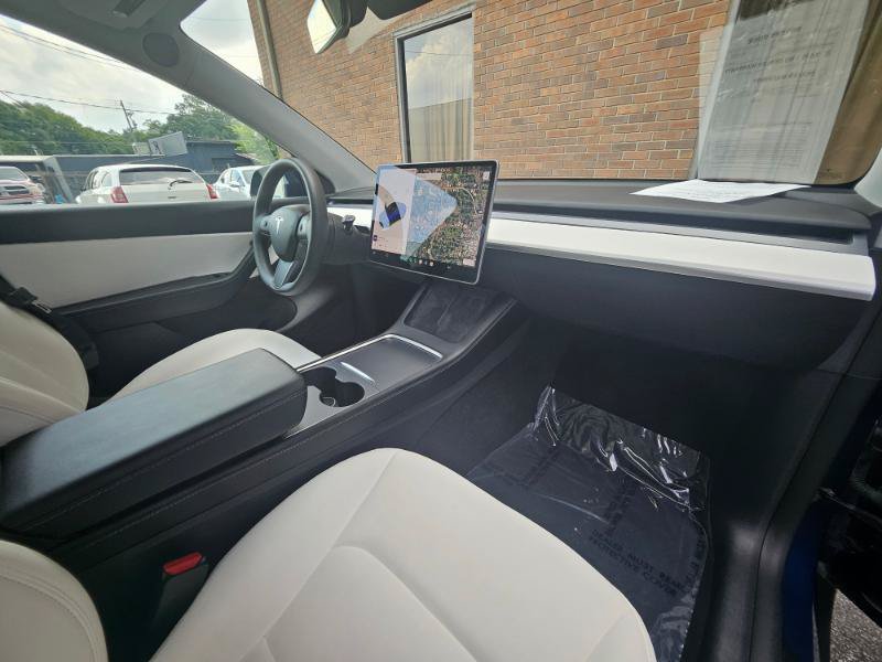 Used 2022 Tesla Model Y Long Range AWD/4WD image 54