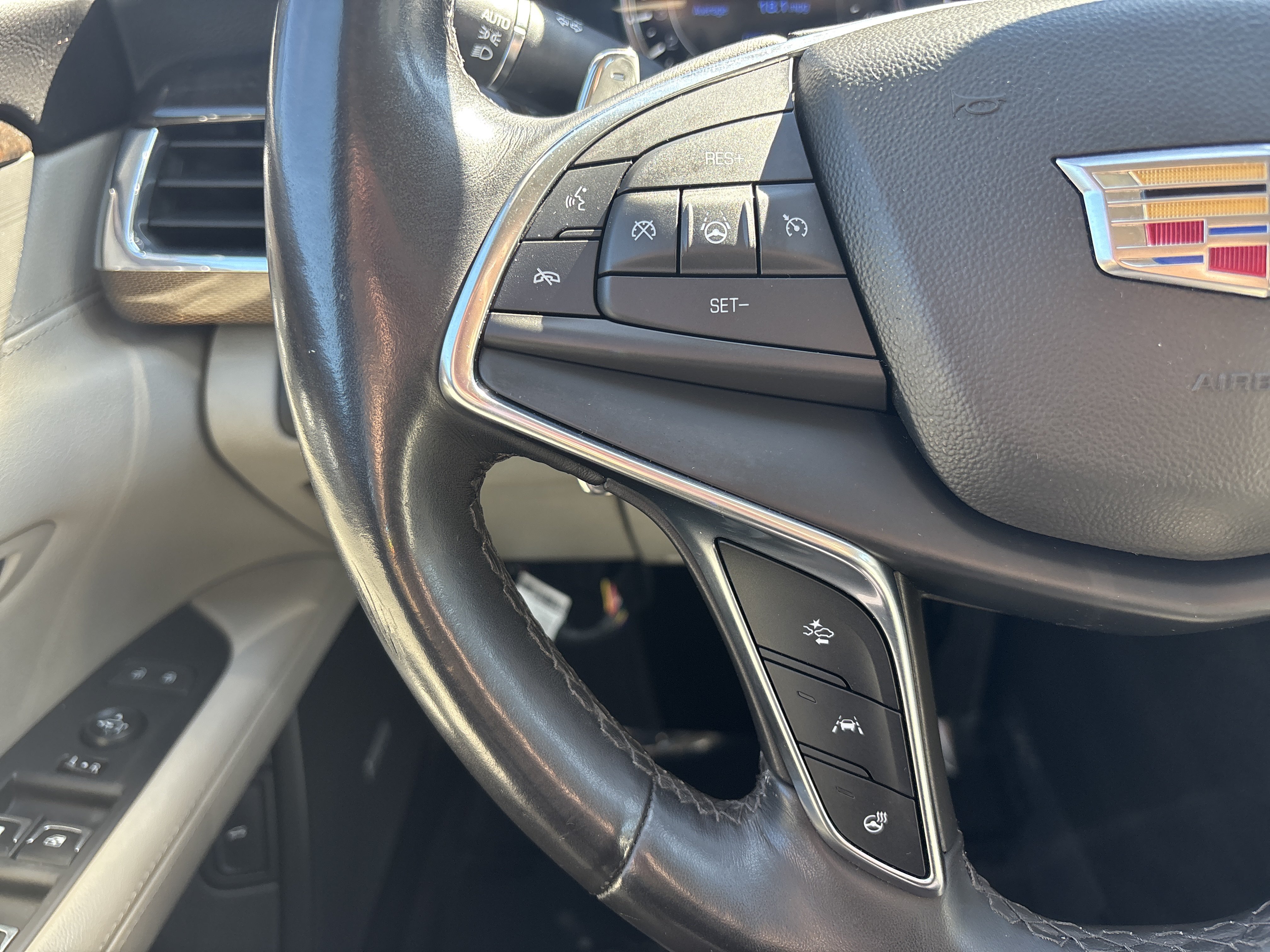 Used 2018 Cadillac CT6 Premium Luxury w/ Super Cruise Package AWD/4WD image 30