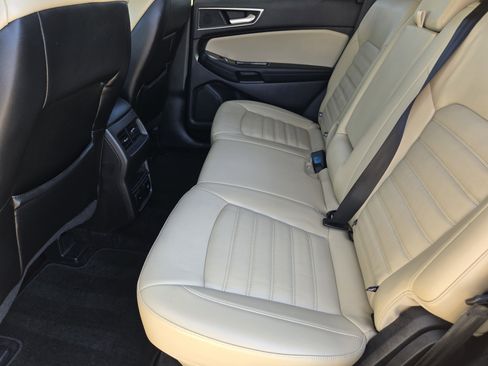 Certified 2017 Ford Edge SEL w/ Equipment Group 201A image 22