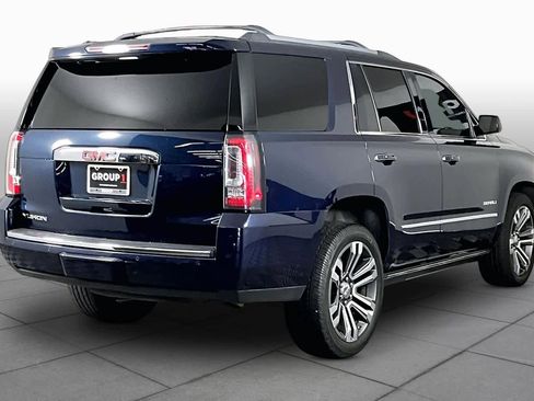 Certified 2020 GMC Yukon Denali w/ Denali Premium Package AWD/4WD image 12