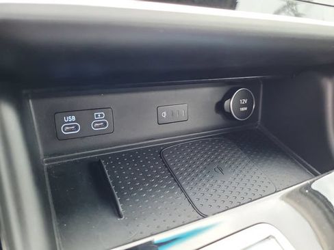 Used 2025 Genesis GV80 2.5T Standard AWD/4WD image 32