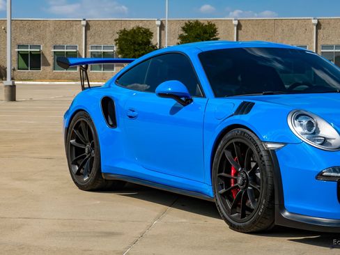 Used 2016 Porsche 911 GT3 RS RWD image 24