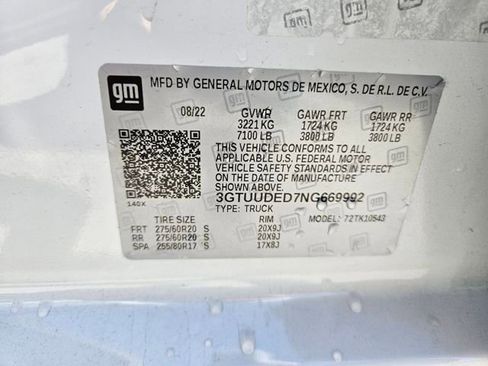 Used 2022 GMC Sierra 1500 SLT image 30