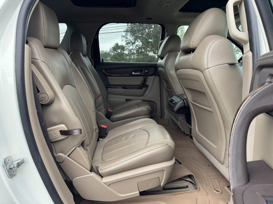 Used 2014 GMC Acadia Denali AWD/4WD image 19