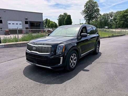 Used 2020 Kia Telluride EX AWD/4WD image 5