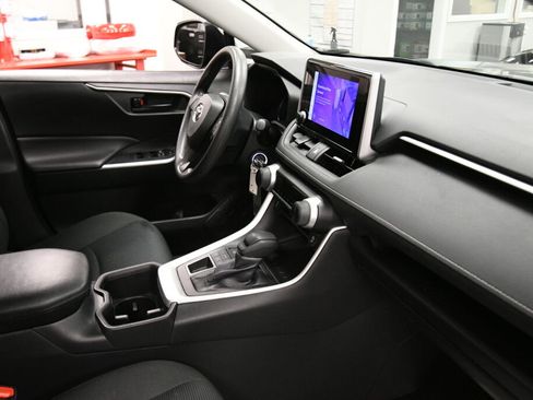 Certified 2024 Toyota RAV4 LE image 27