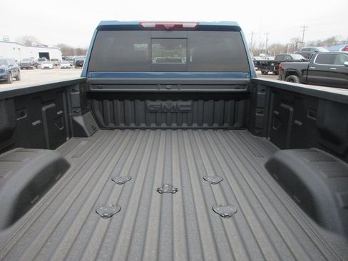 New 2026 GMC Sierra 3500 Denali w/ Denali Reserve Package image 7