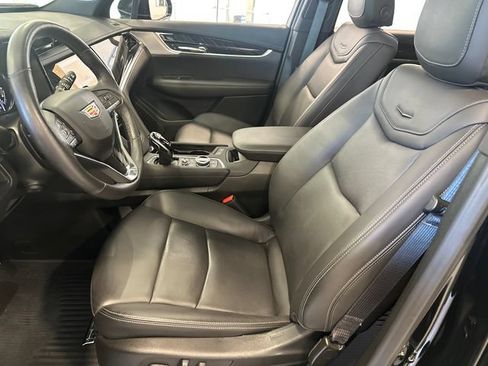 Certified 2024 Cadillac XT6 Premium Luxury AWD/4WD image 21