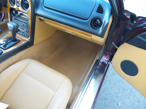 Used 1995 MAZDA MX-5 Miata image 28