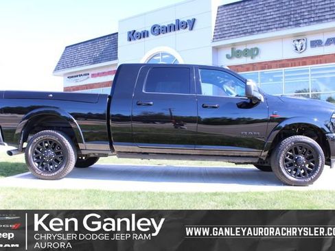 Used 2025 RAM 2500 Limited AWD/4WD image 1