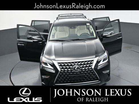 Used 2023 Lexus GX 460 Premium w/ Premium Plus Package image 35