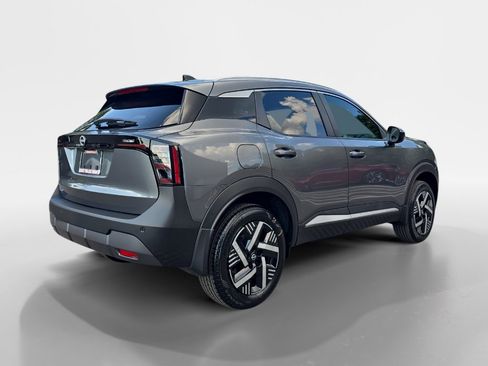 New 2026 Nissan Kicks SV image 5