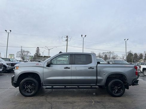 Used 2019 Chevrolet Silverado 1500 Custom Trail Boss w/ Custom Convenience Package image 4