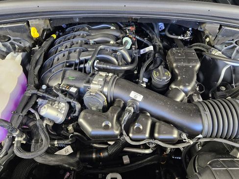 New 2025 Jeep Grand Cherokee L Laredo RWD image 22
