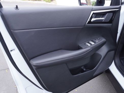 New 2026 Nissan Rogue SL image 15