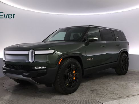 Used 2023 Rivian R1S Adventure AWD/4WD image 2
