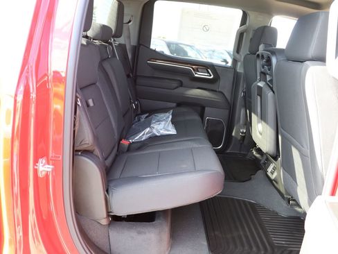 New 2026 GMC Sierra 1500 Elevation image 29