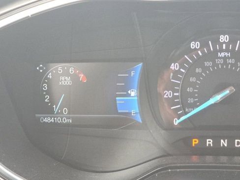 Used 2019 Ford Fusion SE image 39