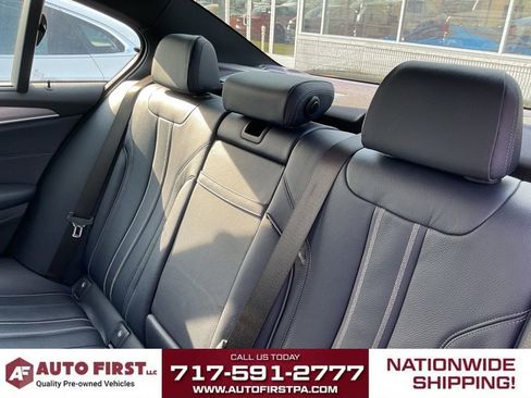 Used 2018 BMW M550i xDrive w/ Driving Assistance Package AWD/4WD image 13
