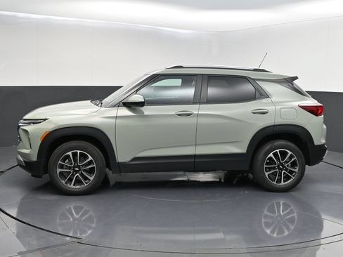 Certified 2026 Chevrolet TrailBlazer LT w/ Convenience Package AWD/4WD image 4