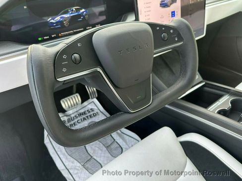 Used 2024 Tesla Model S Plaid image 17