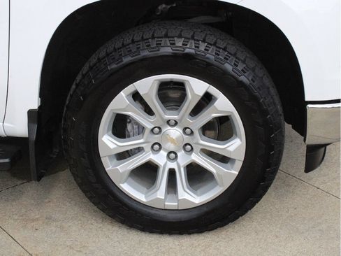 Used 2022 Chevrolet Silverado 1500 LTZ w/ LTZ Premium Package AWD/4WD image 37