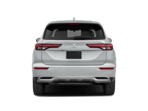 Used 2022 Mitsubishi Outlander SE FWD image 5