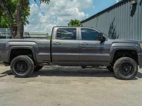Used 2016 GMC Sierra 2500 Denali w/ Duramax Plus Package AWD/4WD image 7