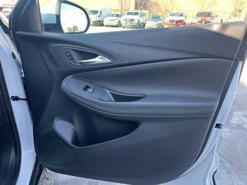 Used 2024 Buick Encore GX Preferred image 10