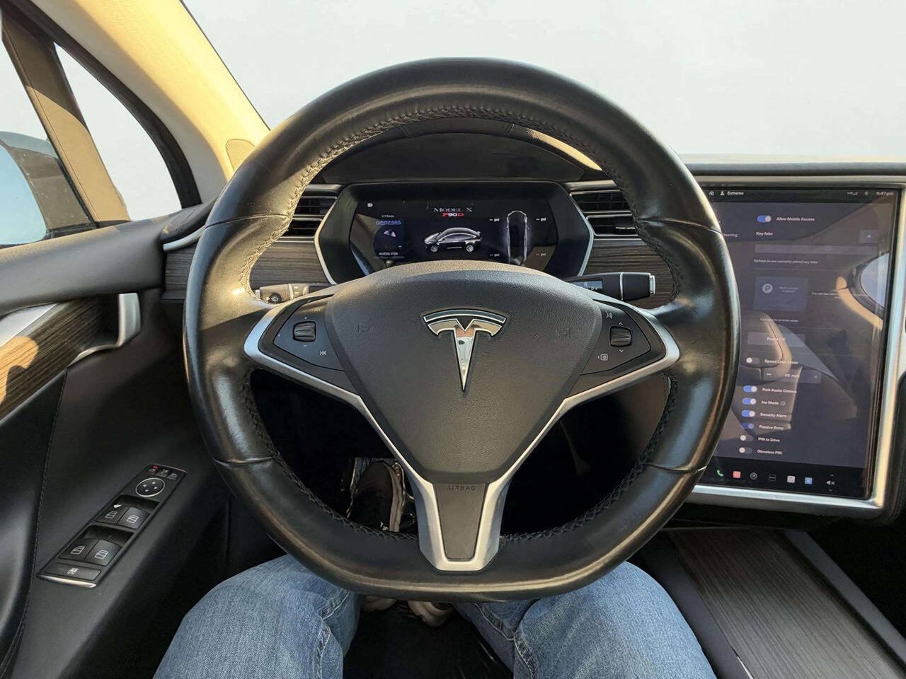 Used 2016 Tesla Model X P90D AWD/4WD image 10