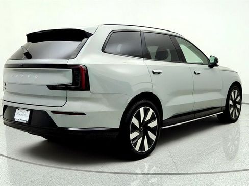 Used 2025 Volvo EX90 Ultra AWD/4WD image 5
