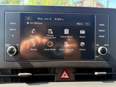Used 2025 Kia Sportage LX FWD image 22