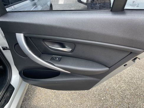 Used 2015 BMW 328i Sedan RWD image 40