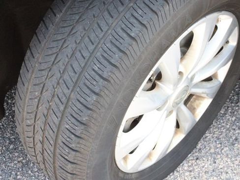 Used 2018 Chrysler Pacifica Touring-L FWD image 36