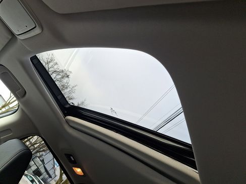 Used 2025 Honda Odyssey EX-L image 16