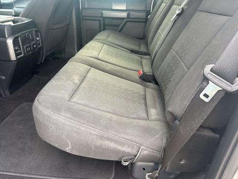 Used 2019 Ford F150 XLT w/ Equipment Group 302A Luxury image 16