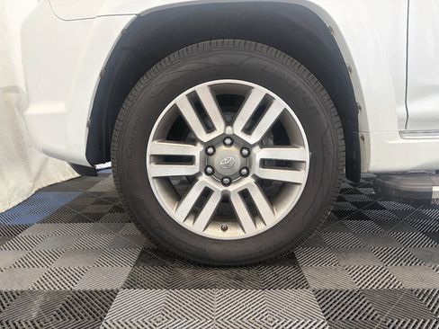 Used 2012 Toyota 4Runner Limited AWD/4WD image 29