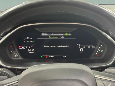 Certified 2021 Audi Q3 2.0T Premium Plus w/ Premium Plus Package AWD/4WD image 34