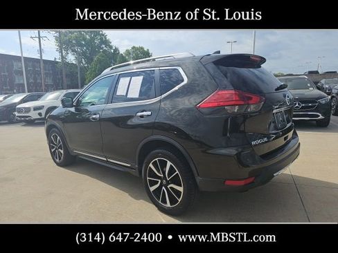 Used 2017 Nissan Rogue SL w/ SL Premium Package AWD/4WD image 5