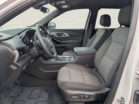 Used 2023 Chevrolet Traverse LT AWD/4WD image 15