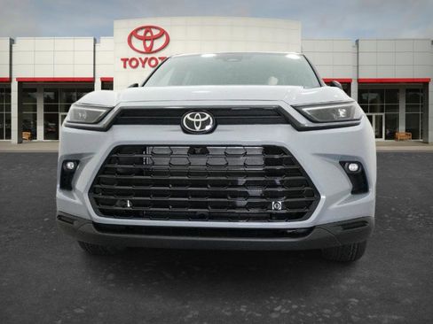 New 2026 Toyota Grand Highlander AWD Hybrid image 19