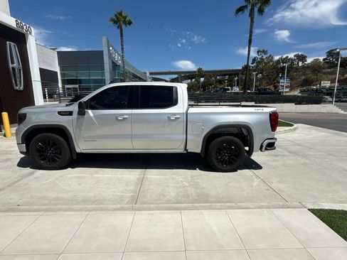 Used 2022 GMC Sierra 1500 Elevation AWD/4WD image 11