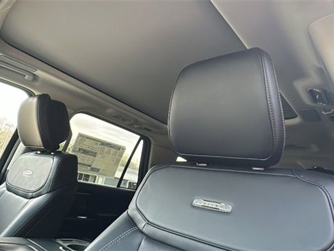 New 2026 Ford Expedition Max Platinum w/ Driver's Package image 38