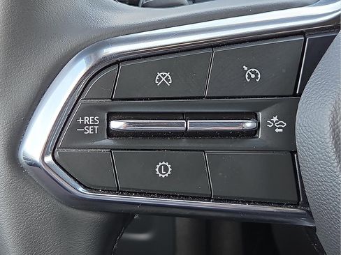 Used 2025 Chevrolet Tahoe LT image 21