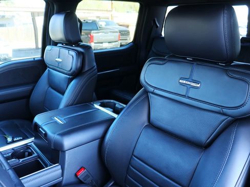 Used 2025 Ford F250 Platinum image 59