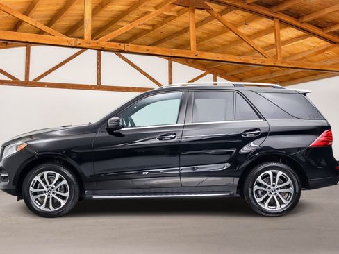 Used 2018 Mercedes-Benz GLE 350 image 2