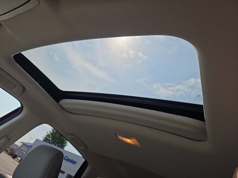 Used 2016 Honda CR-V EX image 25