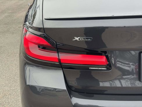 Used 2023 BMW 540i xDrive w/ M Sport Package image 7